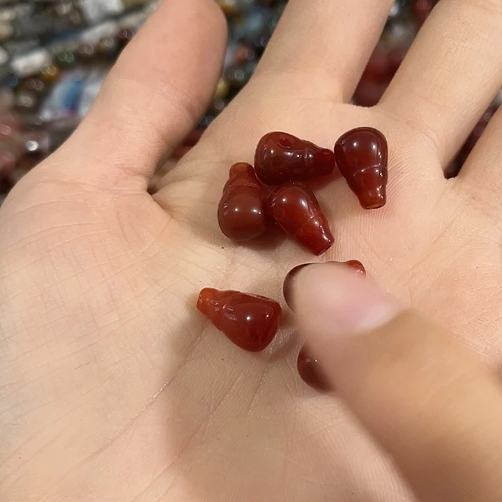 贝壳非金属一个小号南红三通