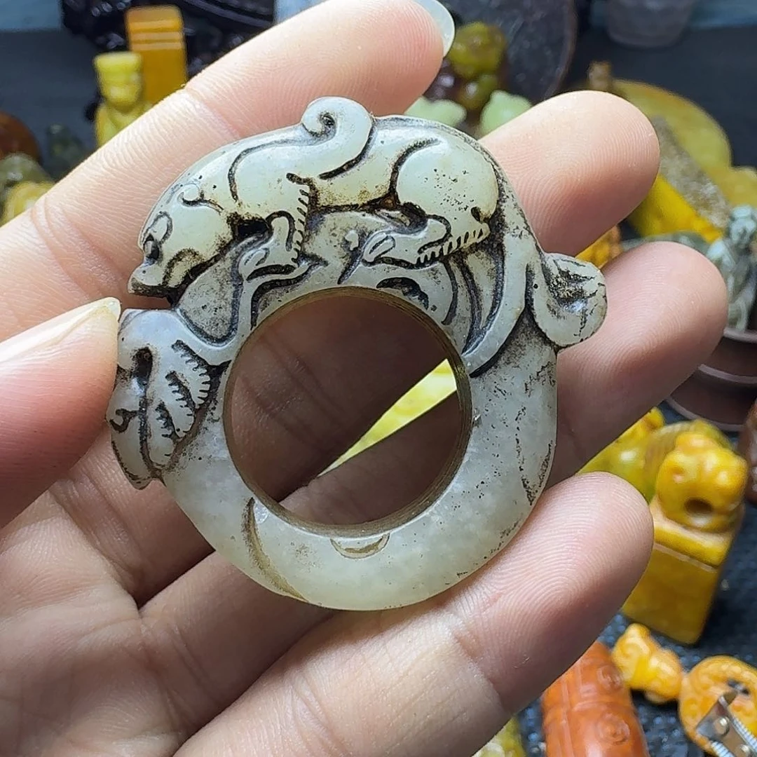 白玉菩提吊坠。。。