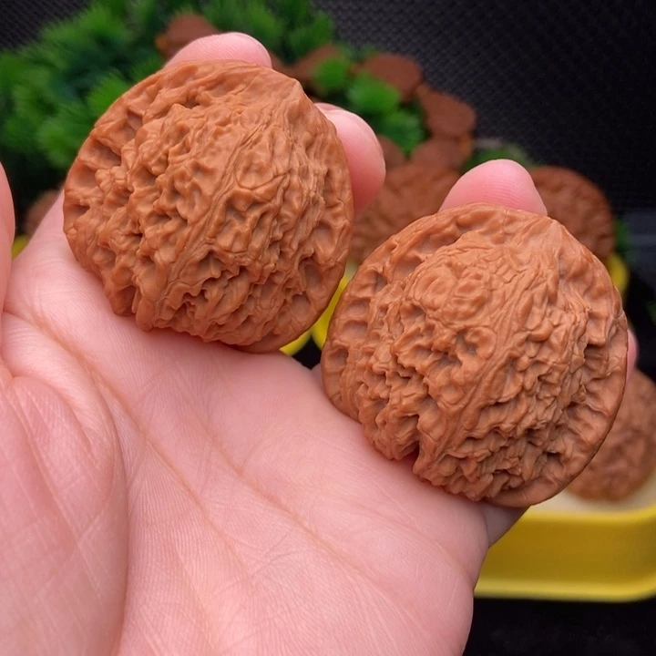 吊坠文玩核桃南疆石41.6精配