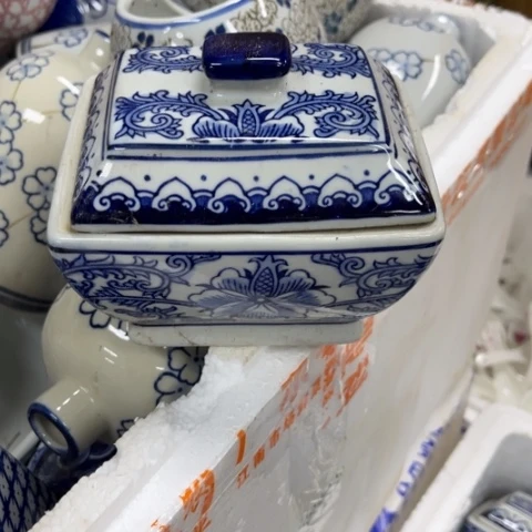 瓷片瑕疵陶瓷。。。。。。。。。。。。。