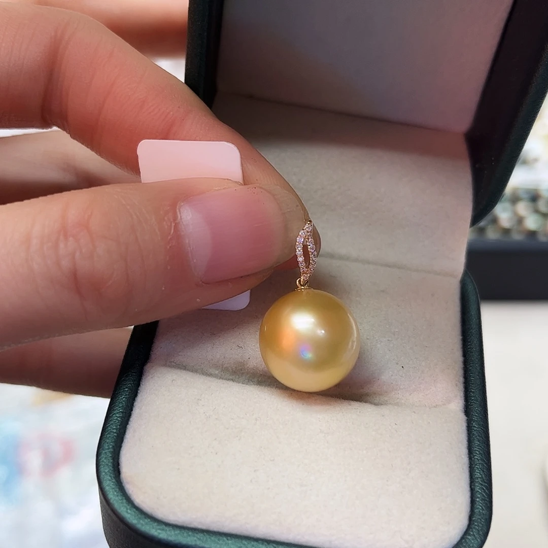 海水珍珠18K金镶嵌颈饰