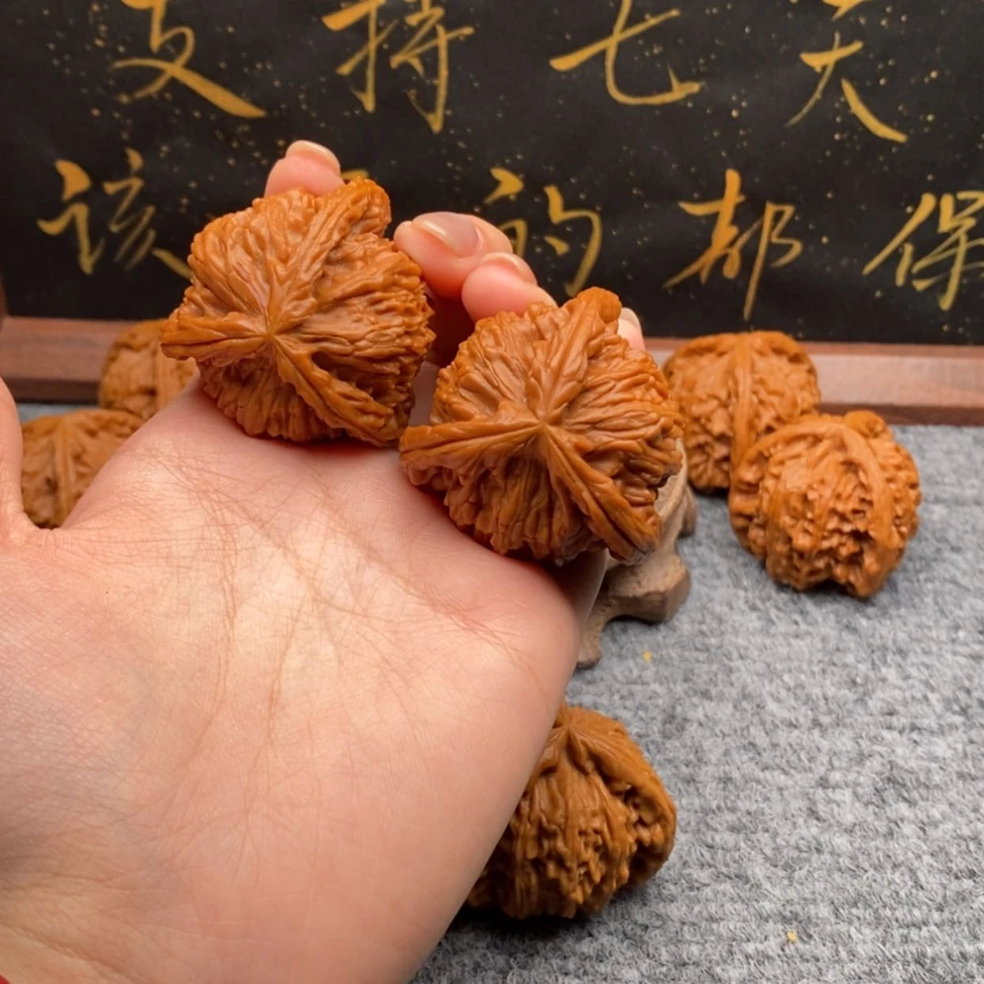 【闪购商品】吊坠文玩核桃蒲*圣