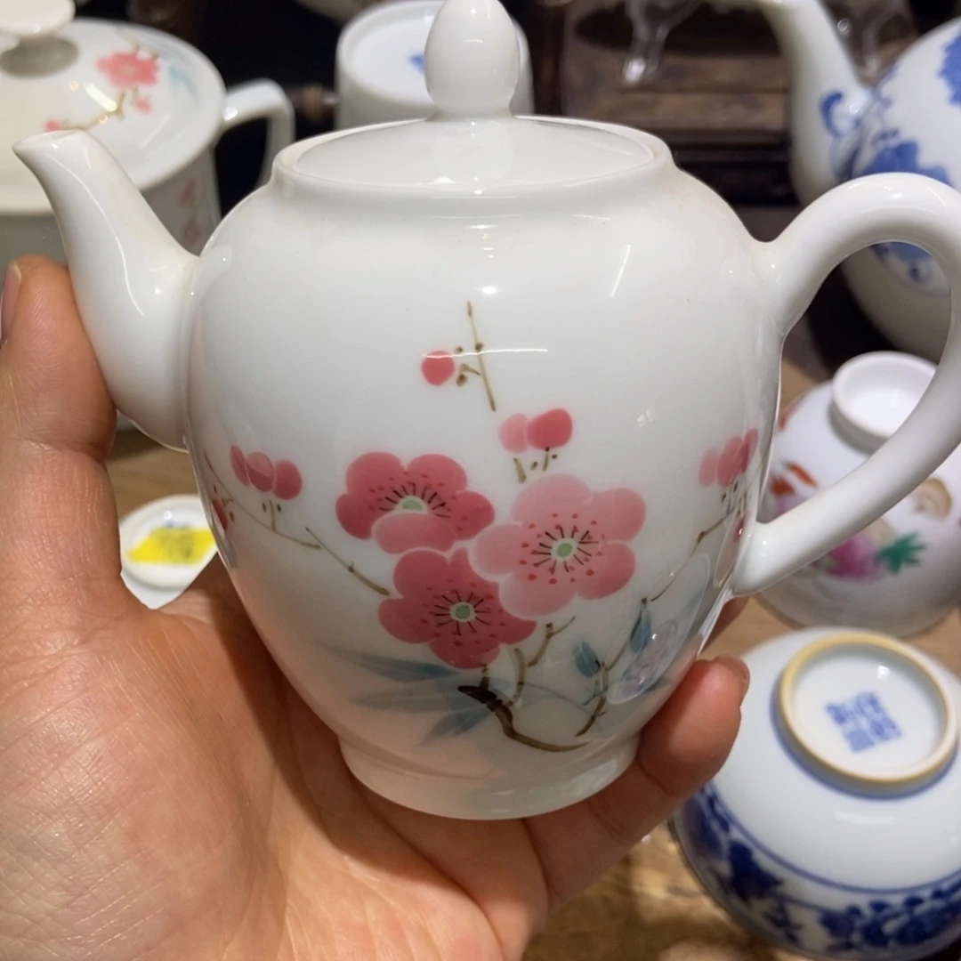 M***⁷陶瓷艺术品等行业的