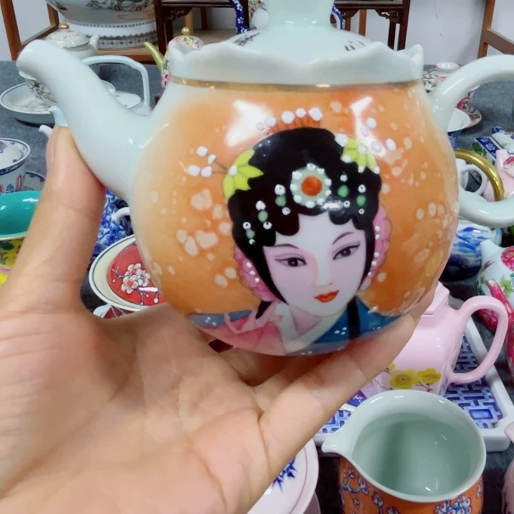 摆件景德镇陶瓷艺术研究院