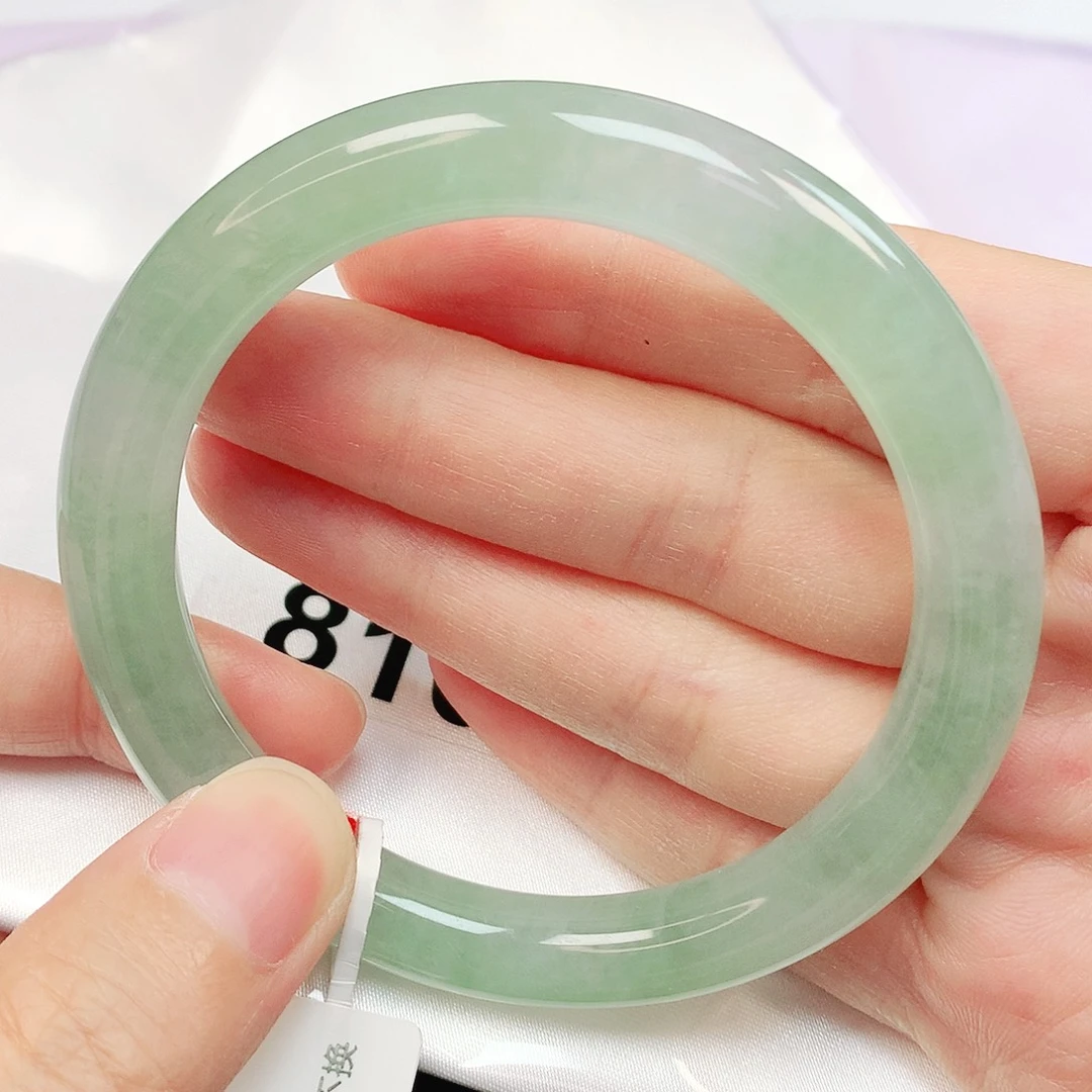 翡翠未镶嵌手镯抖音810