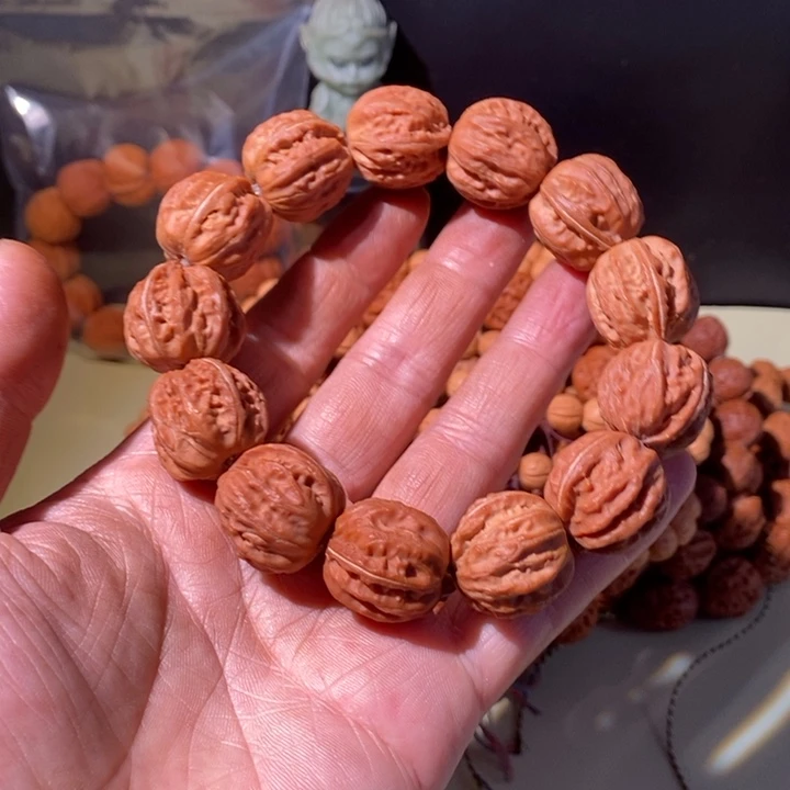 手串文玩核桃……58