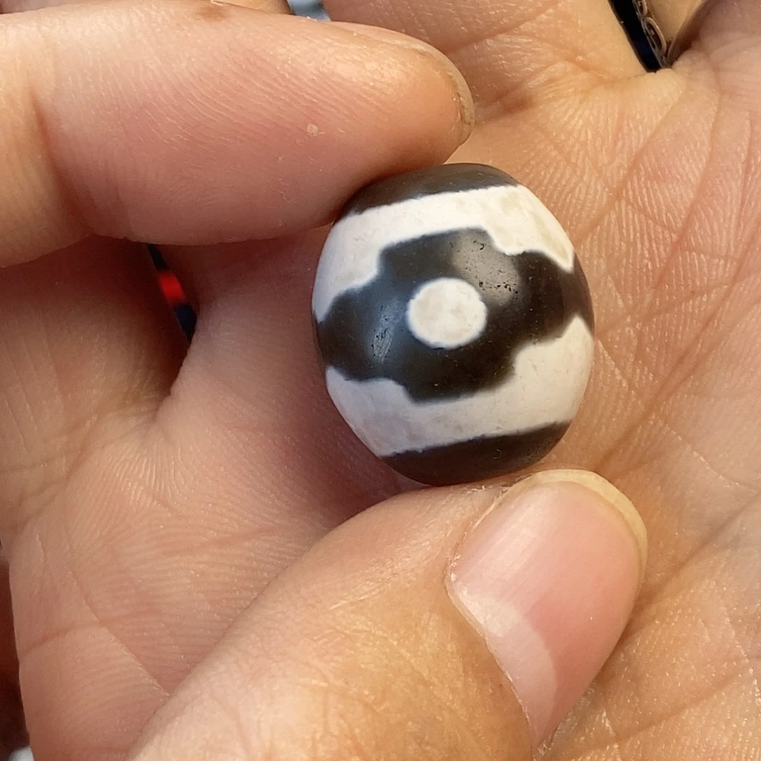 玛瑙/玉髓颈饰未镶嵌老*