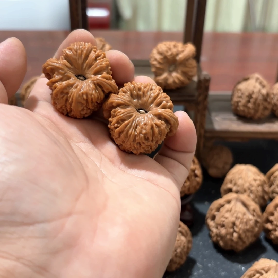 樾***）吊坠文玩核桃66666666