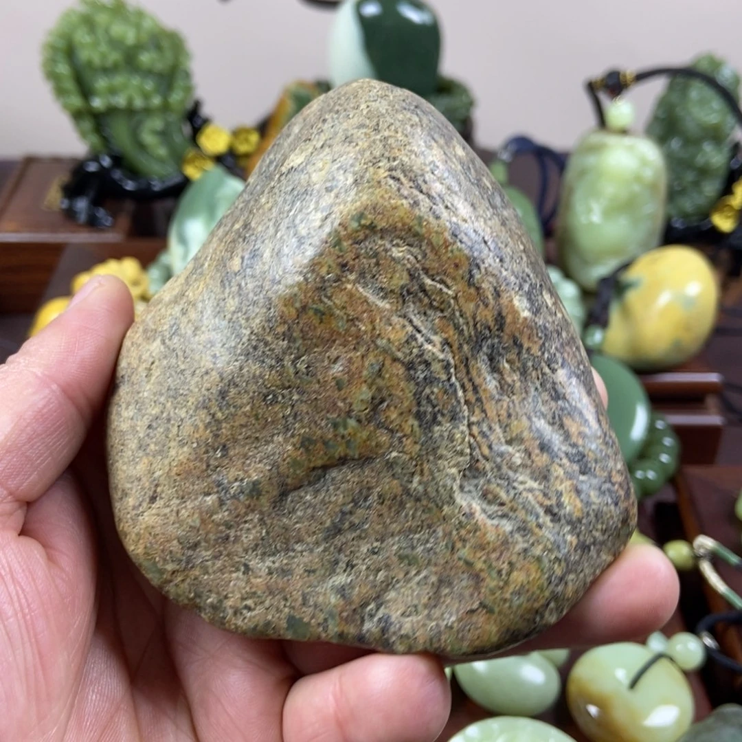 岫岩河磨玉（透闪石质玉）未镶嵌珠宝奇石