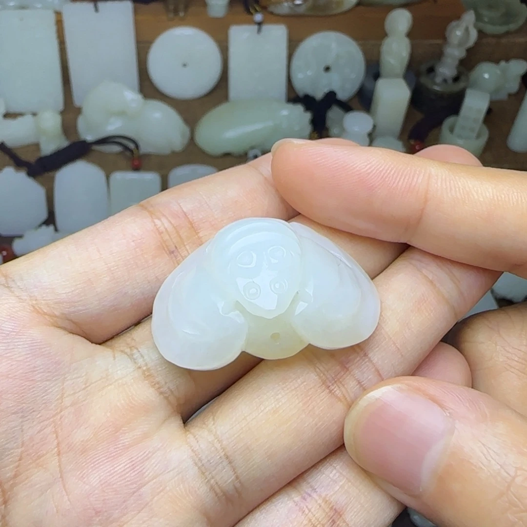 和田玉未镶嵌挂件福在眼前