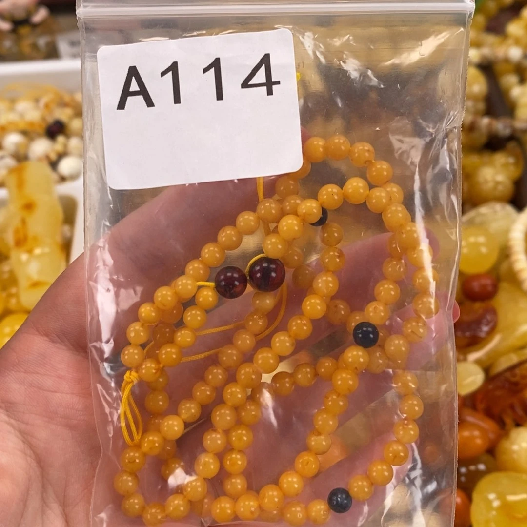 未镶嵌琥珀珠宝奇石