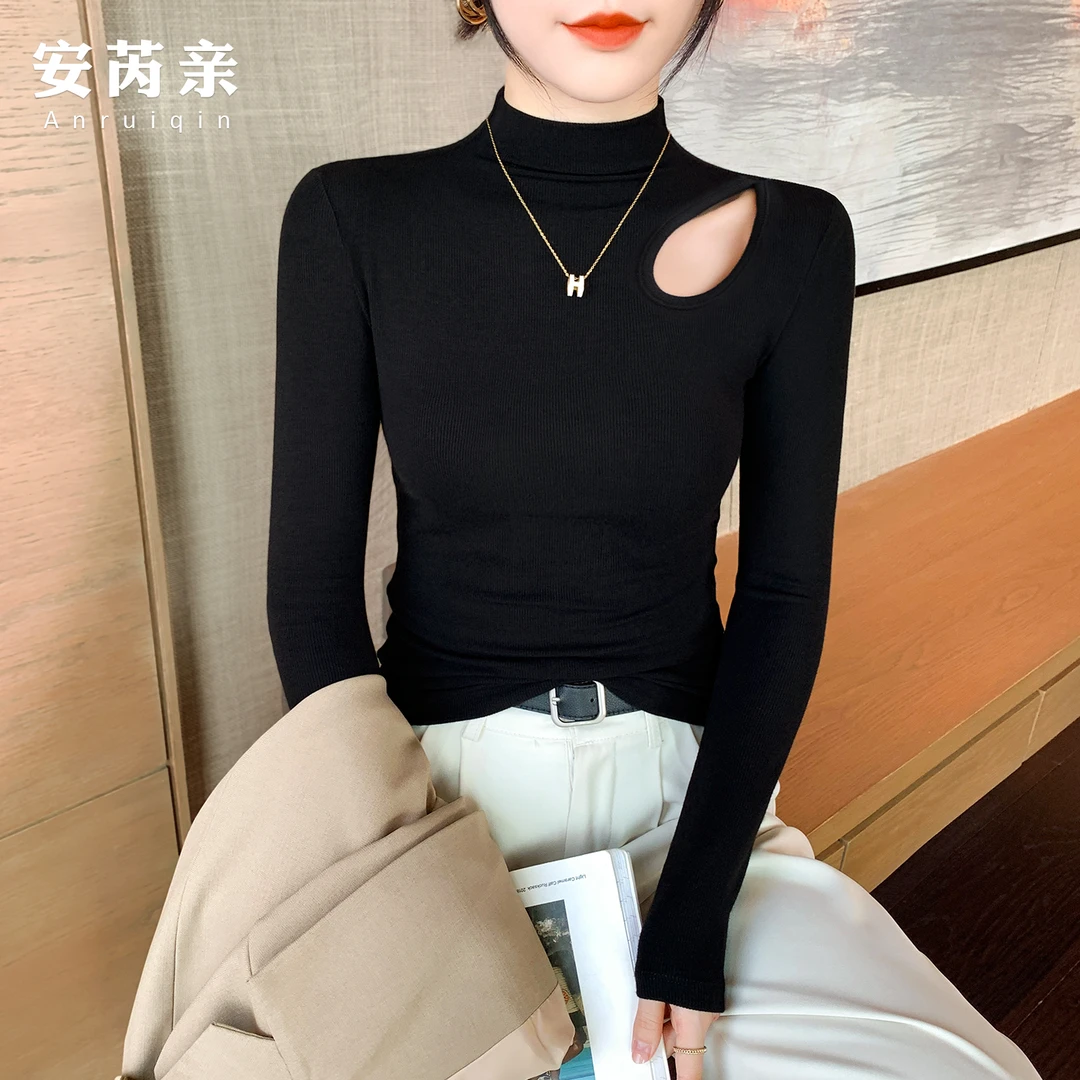 半高领镂空打底衫女秋冬内搭设计感修身洋气2025新款正肩长袖上衣