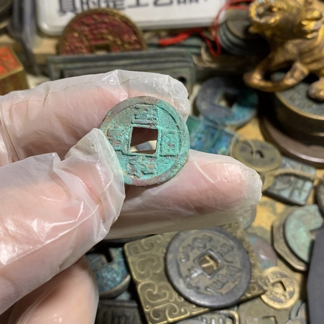 铜现代工艺品学习币