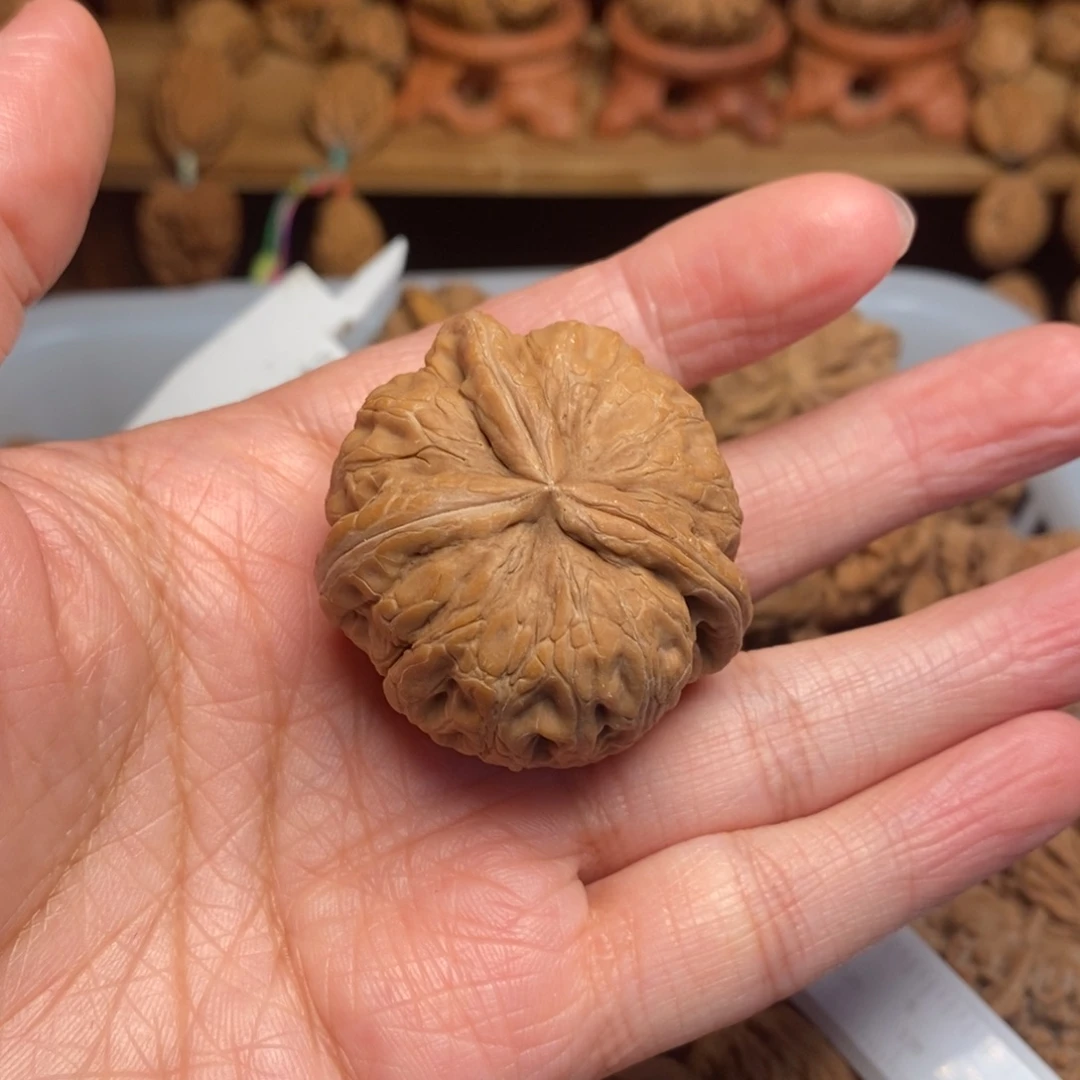 乾***圈把件文玩核桃文玩