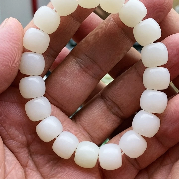 【闪购商品】未镶嵌手链和田玉12米达