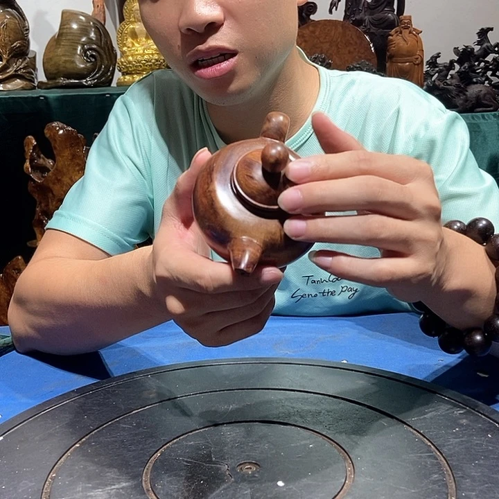 金丝楠为***奔金丝楠木