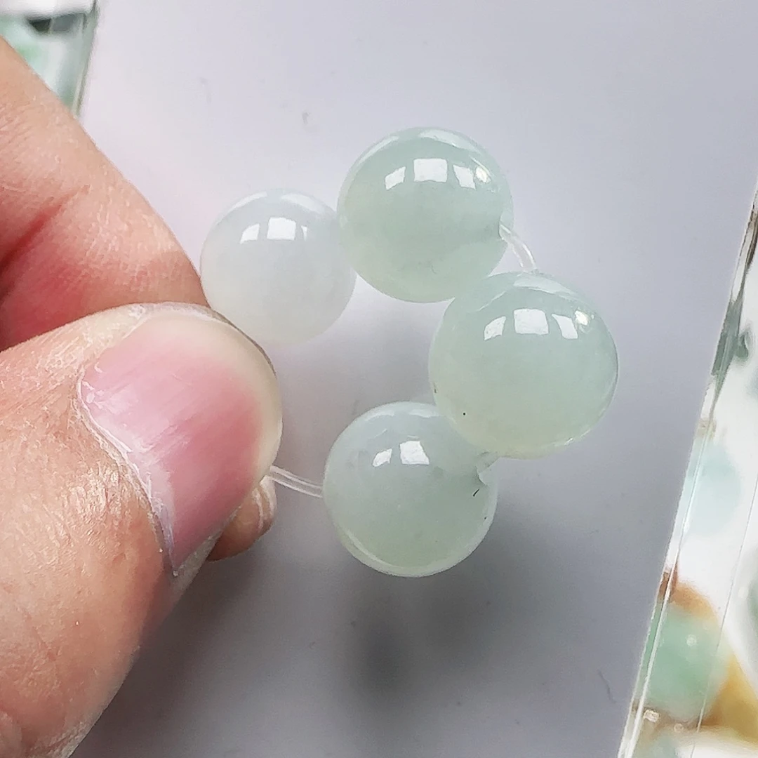 定制翡翠未镶嵌翡翠300一个