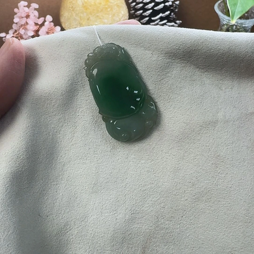 翡翠未镶嵌颈饰翡翠颈饰