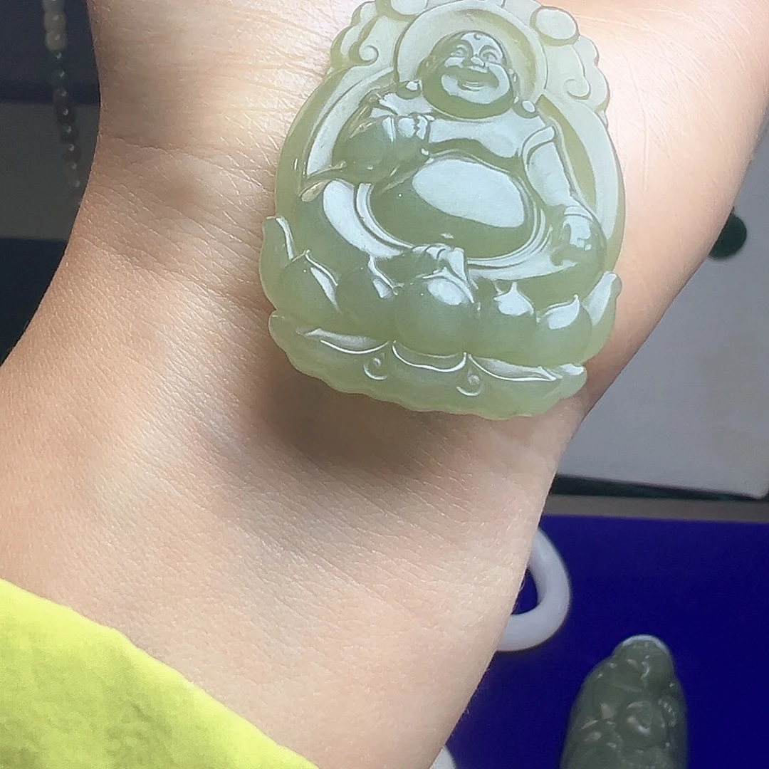 和田玉（糖玉）未镶嵌颈饰