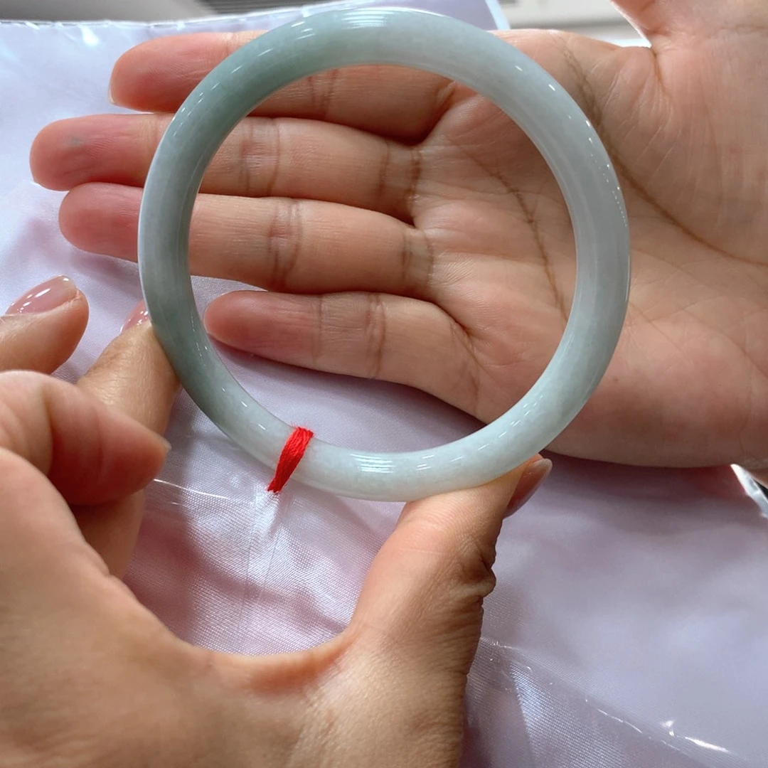 翡翠未镶嵌手镯买断