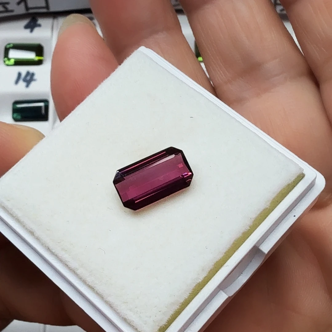 未镶嵌珠宝半成品石榴石来抢购天花板级别镁铝石榴石1.6×6.6