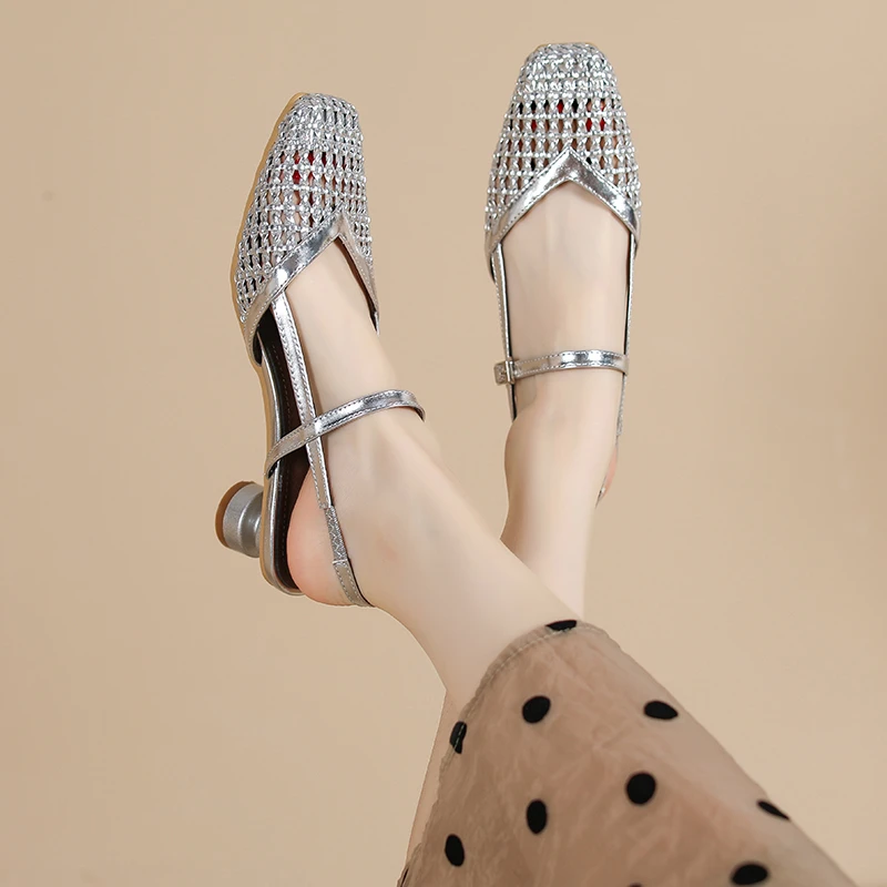 浅口镂空一字带高级感粗跟气质凉鞋女新款夏法式时尚粗跟包头凉鞋