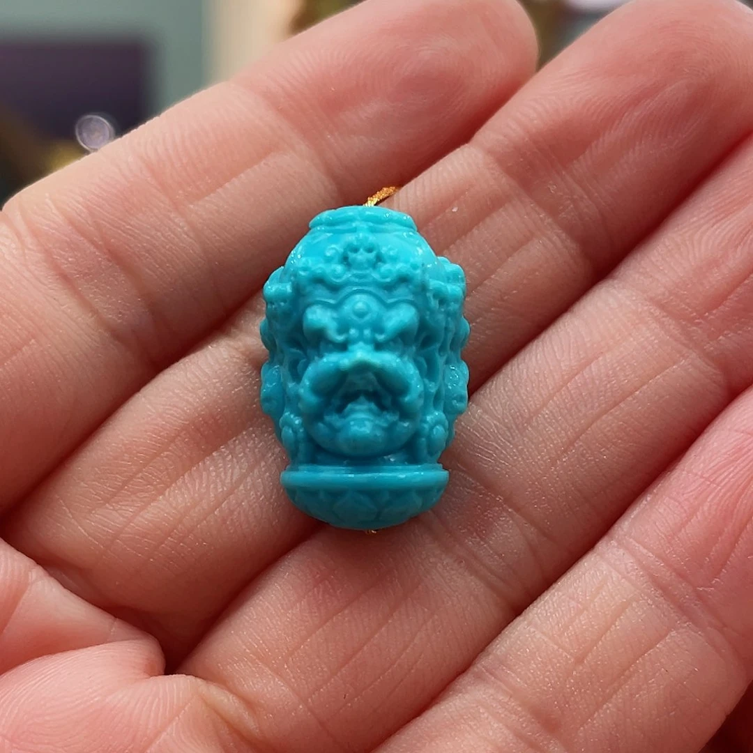 绿松石颈饰未镶嵌