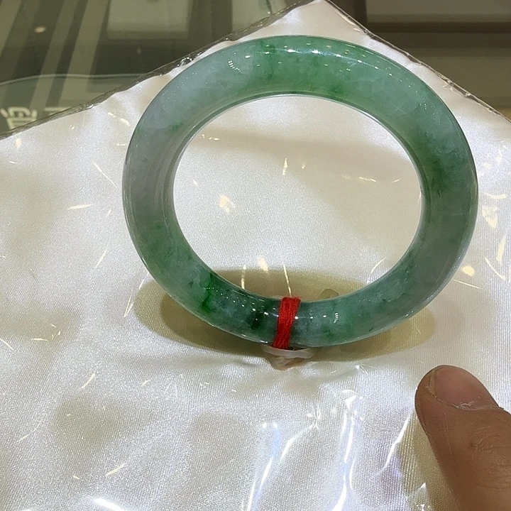 翡翠未镶嵌手镯天然翡翠手镯