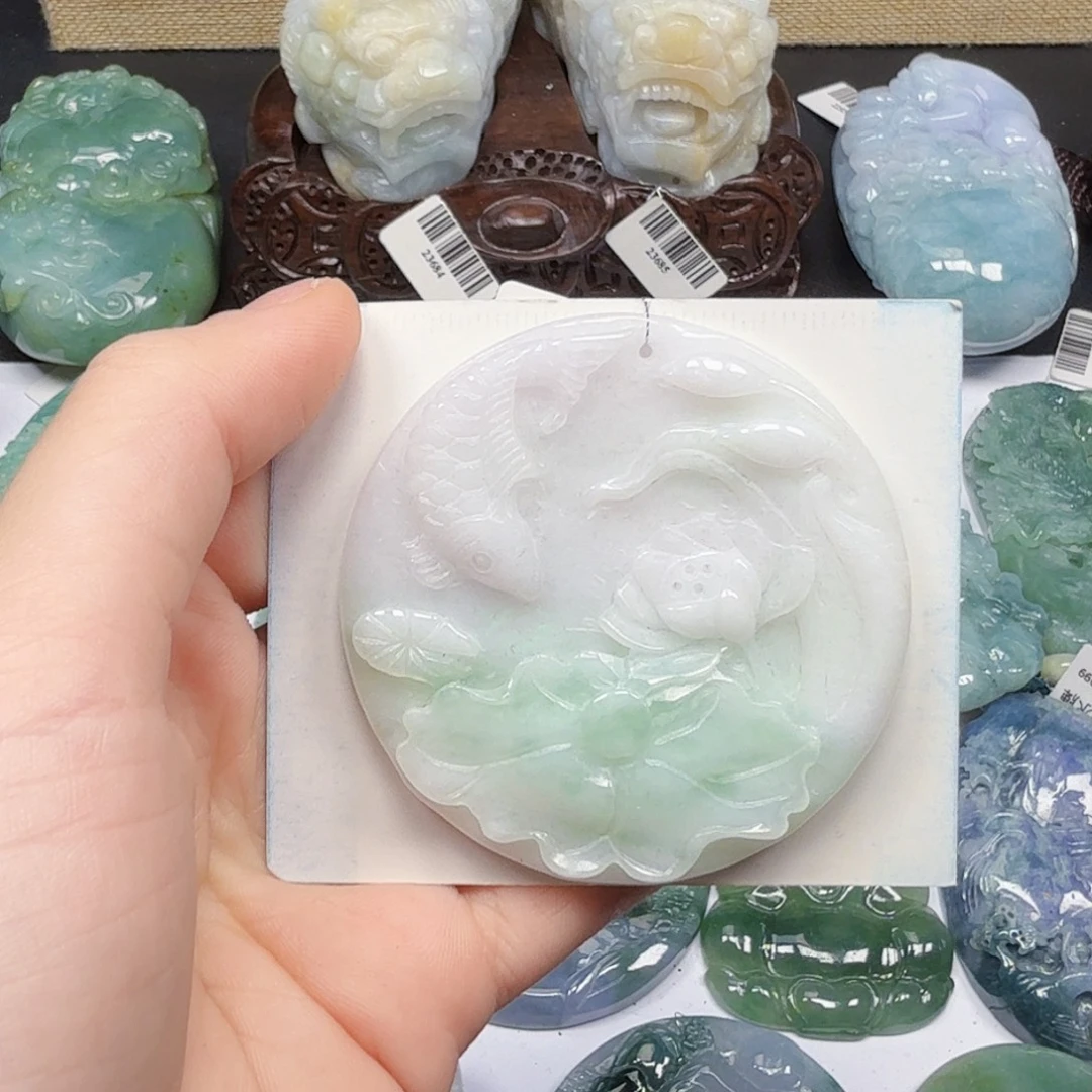 翡翠未镶嵌挂件翡翠
