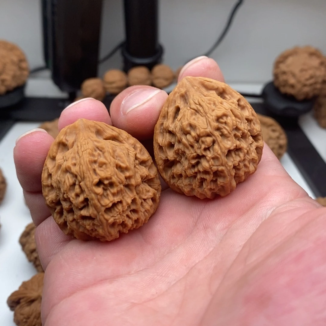 文玩核桃吊坠大*南将石37+