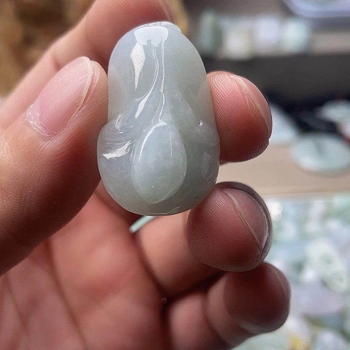 翡翠未镶嵌挂件翡翠