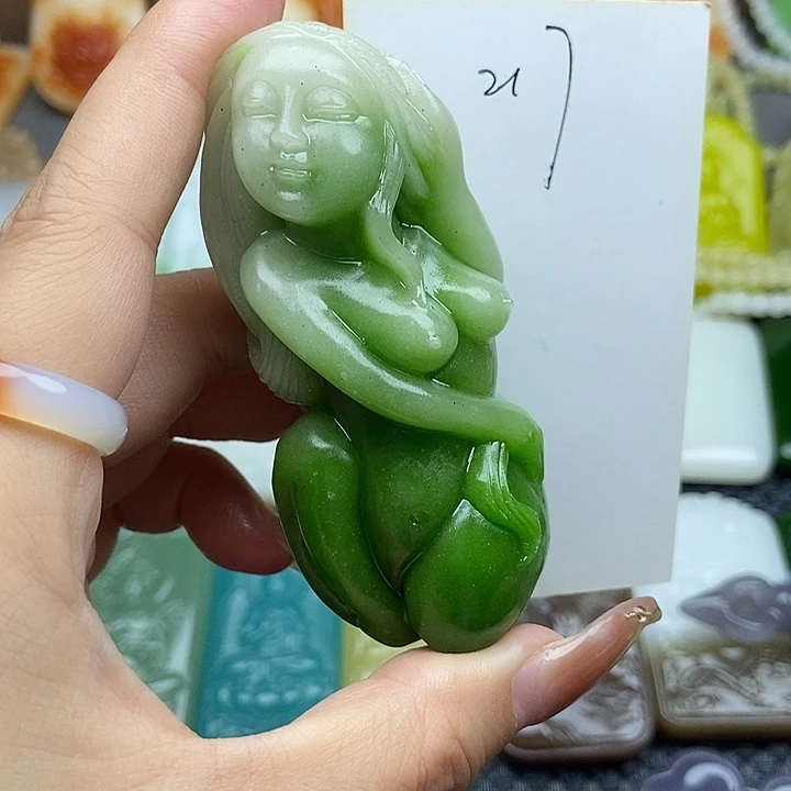 颈饰未镶嵌和田玉