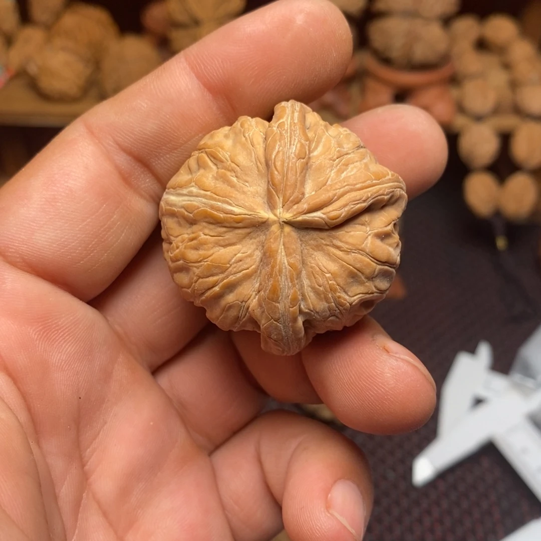 ও***地把件文玩核桃文玩