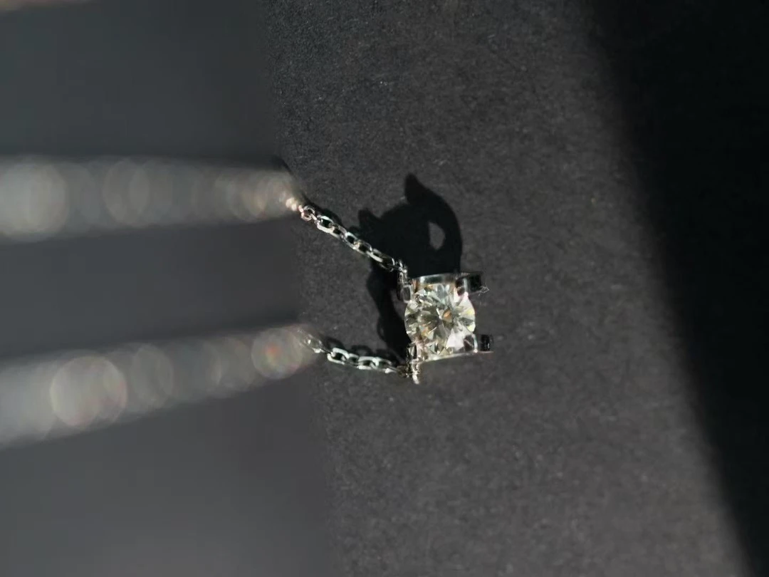瑰丽珠宝）牛头项链18k金天然钻石坠女锁骨链彩金真金真钻单钻套链