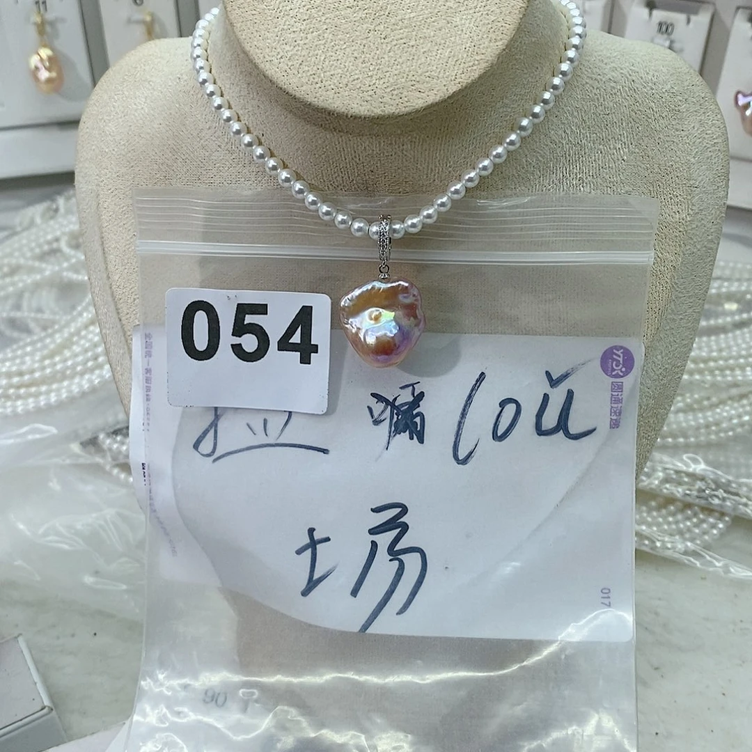 淡水珍珠颈饰合金