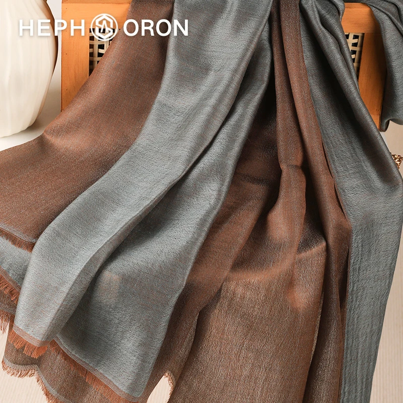 高级感披肩女款爆款2025新款纯山羊绒戒指绒双面双色缎面毛边围巾