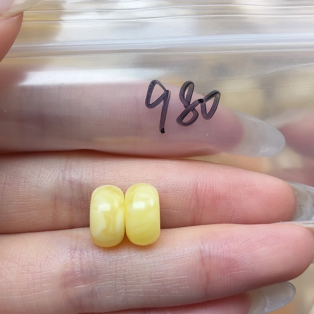 N***1蜜蜡未镶嵌裸石蜜蜡