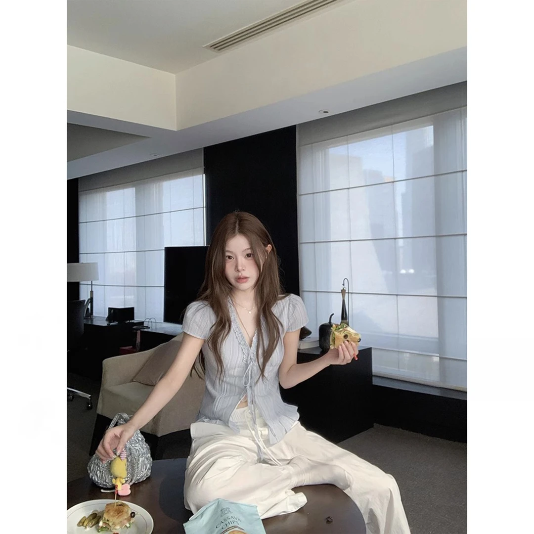 sasaouni V领木耳边系带短袖蓝色衬衫女夏季新款独特漂亮小衫上衣