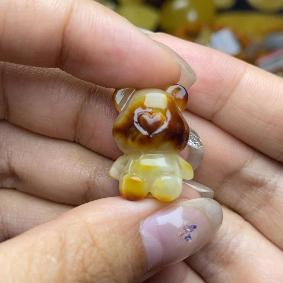 未镶嵌琥珀珠宝奇石