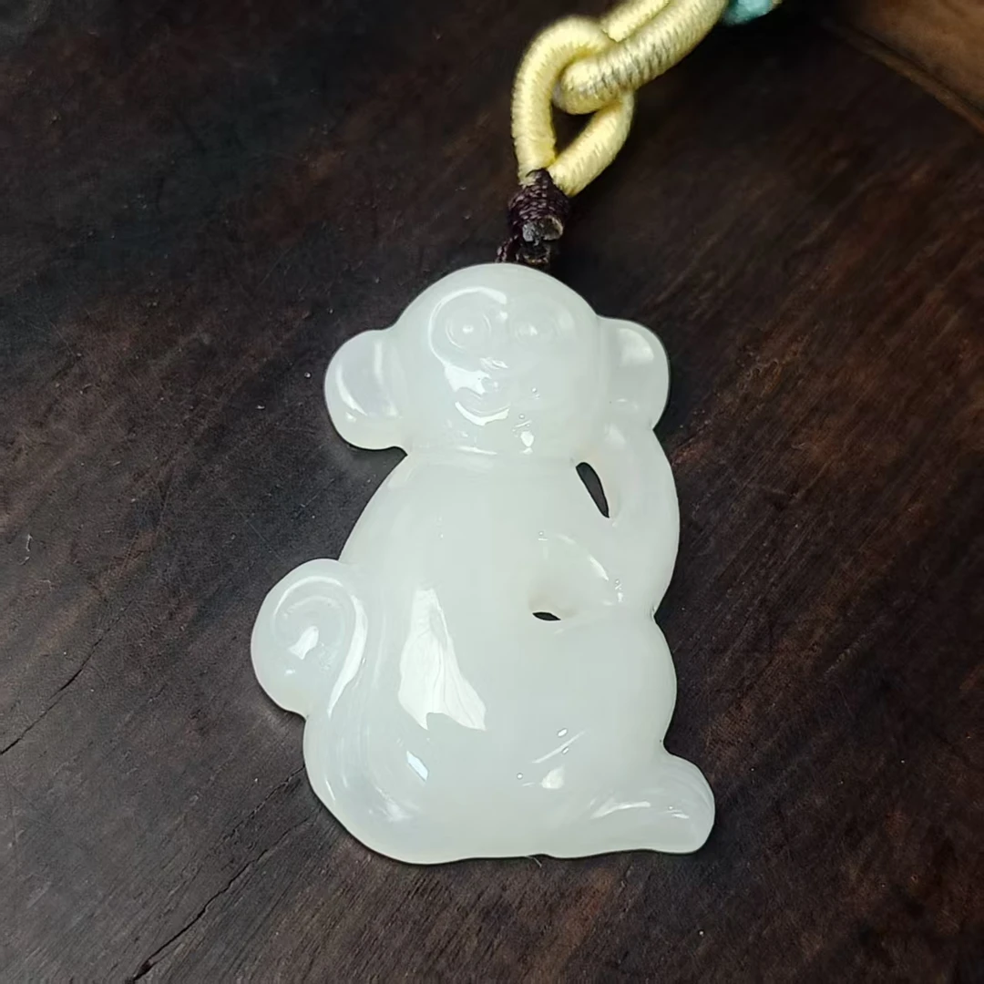 和田玉十二生肖男女款挂坠