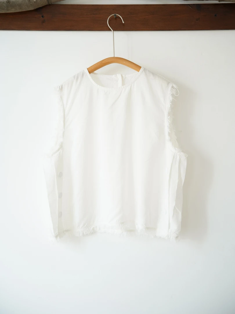 苎麻森系田园风毛边背心马甲