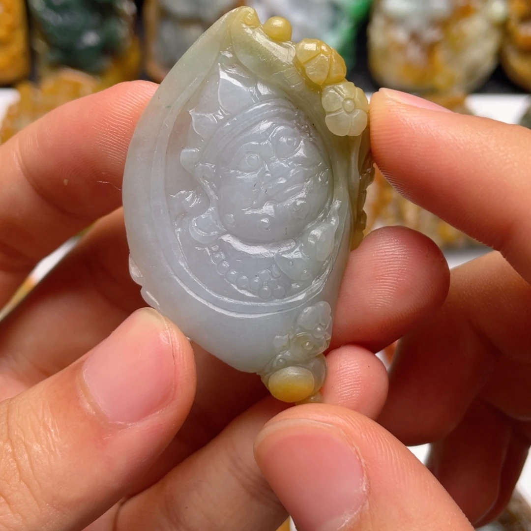 定制翡翠未镶嵌翡翠