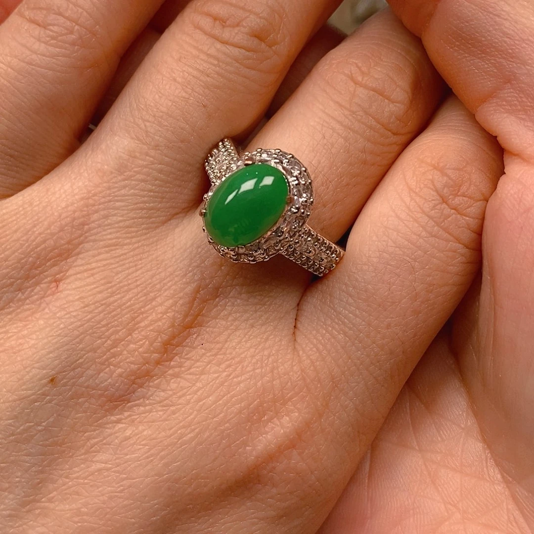 翡翠戒指未镶嵌翡翠蛋面