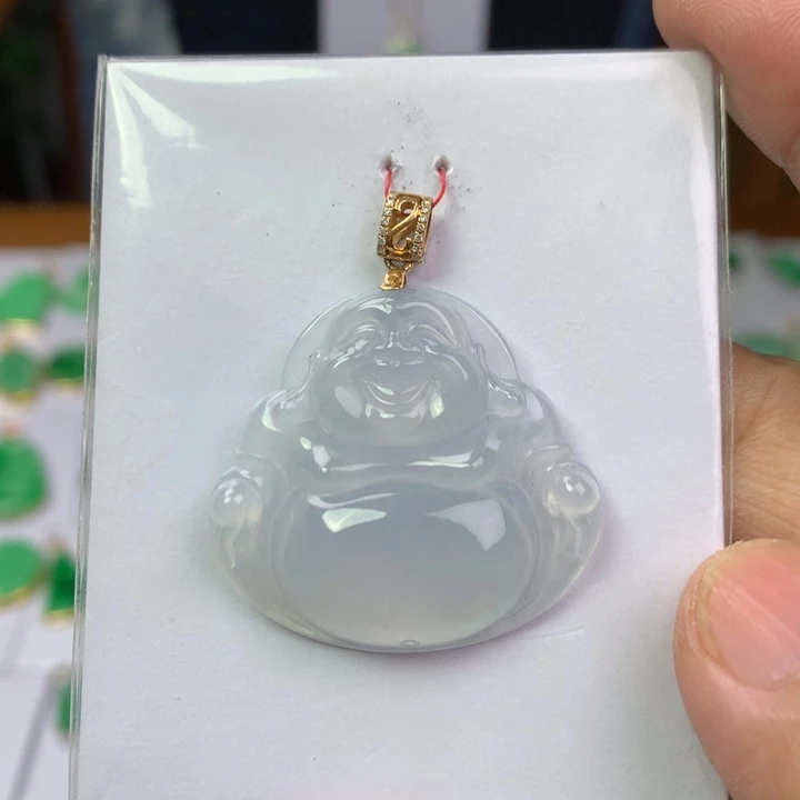 颈饰18K金镶嵌翡翠