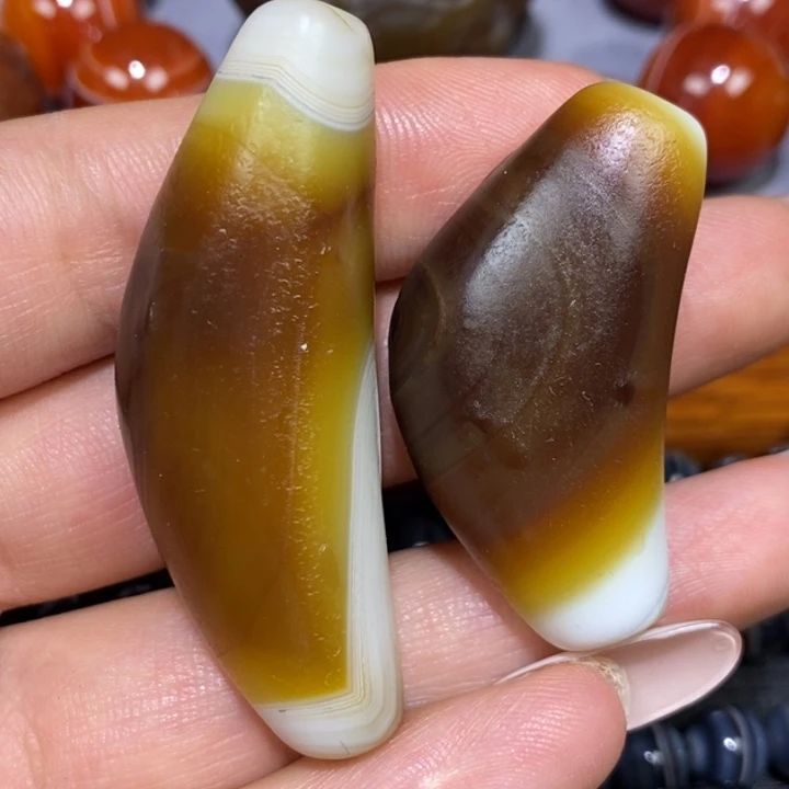 未镶嵌颈饰玛瑙/玉髓****