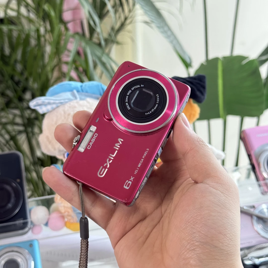 9新 Casio/卡西欧 卡西欧zs26冷白皮柔焦1600万像素滤镜多带配件