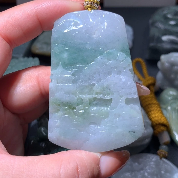 翡翠未镶嵌颈饰保真天然A货翡翠
