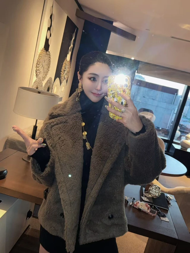 DOUWU【泰迪宝宝】黑绿咖三色翻领短款毛绒绒外套WT14239