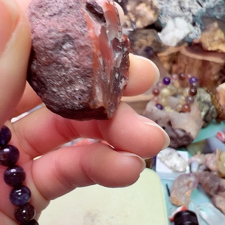 正***中珠宝半成品未镶嵌水晶