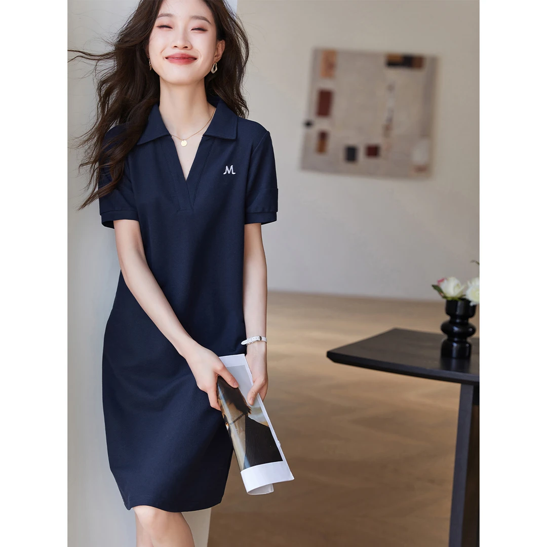 沫晗依美2025夏季新款字母休闲衬衫领连衣裙9332